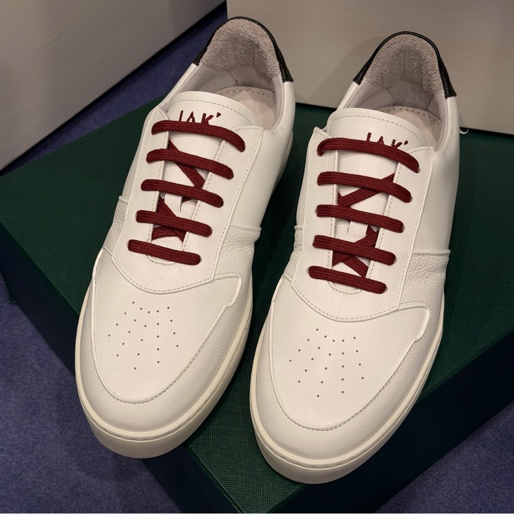 NWT. JAK Vantage Red Black Sneakers
